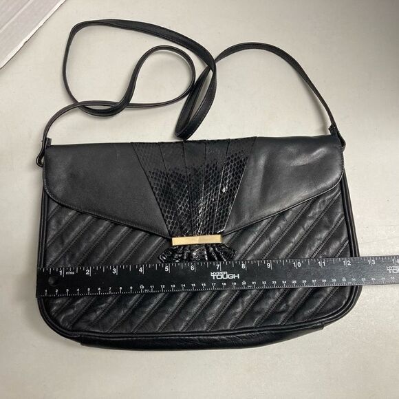 PANTERA Women’s Crossbody Handbag Purse Tote Quilted Black 8X2X12.5 - Picture 3 of 10